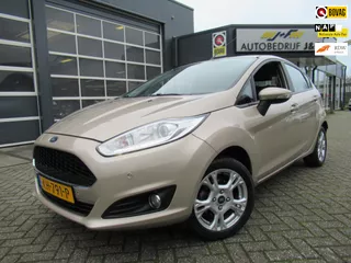 Ford Fiesta 1.0 Style Ultimate / PDC 2x / AIRCO / LMV / 1e Eigenaar