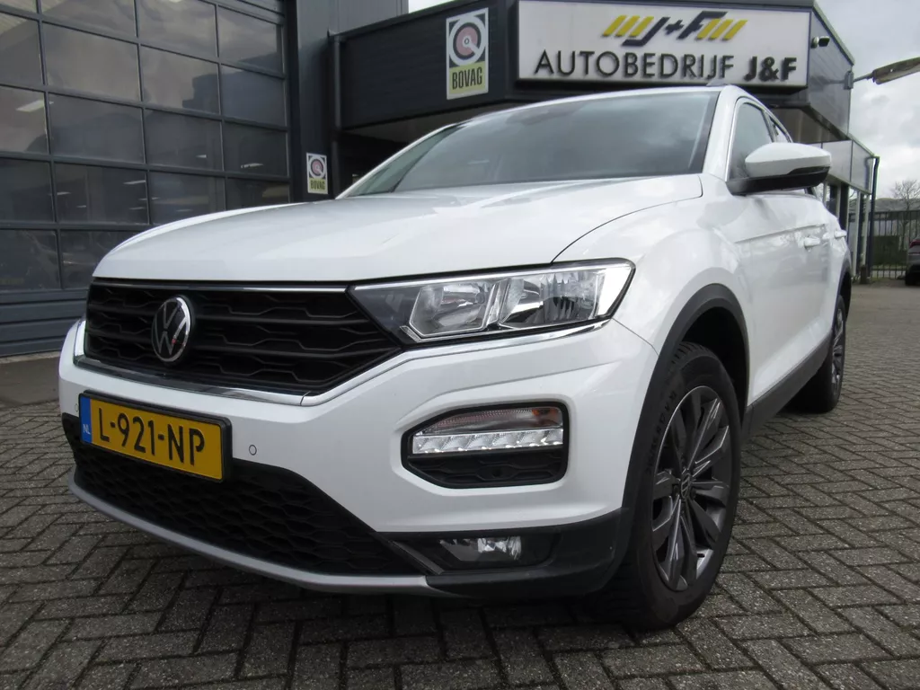 Volkswagen T-Roc 1.5 TSI Style / AUTOMAAT / NAV / Carplay / Clima / ACC
