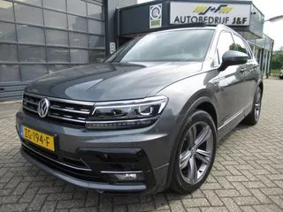 Volkswagen Tiguan 1.5 TSI ACT Highline Business R / AUTOMAAT / PANO / ACC / Carplay / Stoelverwarming