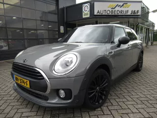 Mini Clubman 1.5 One Salt Serious Business / NAV / PDC 2x / Bleutooth