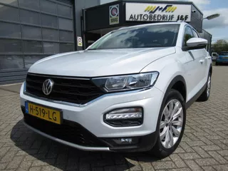 Volkswagen T-Roc 1.0 TSI Style Business / 1e EIGENAAR / NAV / PDC V+A / Carplay / ACC