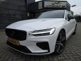 Volvo V60 2.0 T8 Twin Engine AWD R-Design / AUTOMAAT / NAV / Leder / Camera