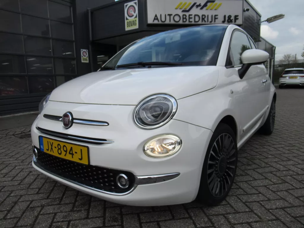 Fiat 500 0.9 TwinAir Turbo Lounge / PANO / Airco / Bleutooth